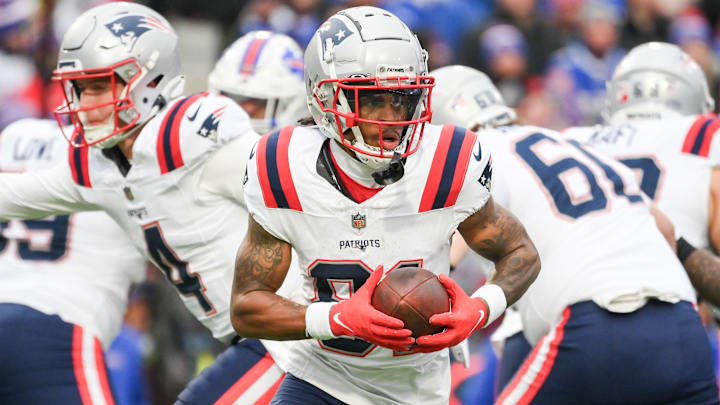 New England Patriots v Buffalo Bills