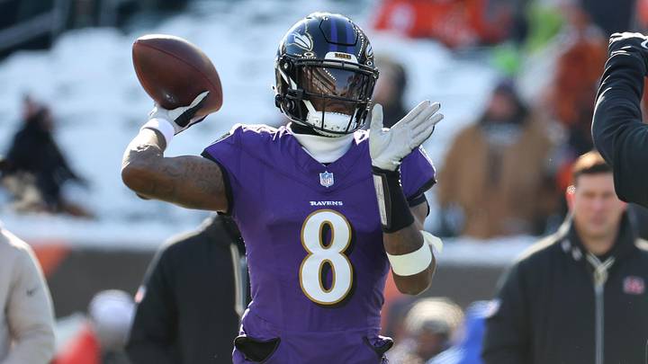 Dec 14, 2025; Cincinnati, Ohio, USA; Baltimore Ravens quarterback Lamar Jackson (8) warms up before the game against the Cincinnati Bengals at Paycor Stadium. Mandatory Credit: Joseph Maiorana-Imagn Images Dec 14, 2025; Cincinnati, Ohio, USA; Baltimore Ravens quarterback Lamar Jackson (8) warms up before the game against the Cincinnati Bengals at Paycor Stadium. Mandatory Credit: Joseph Maiorana-Imagn Images
