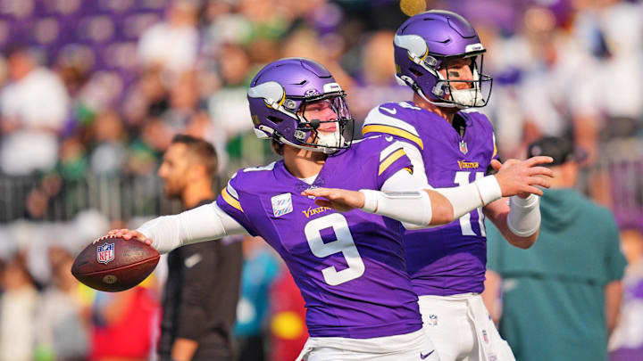 Oct 19, 2025; Minneapolis, Minnesota, USA; Minnesota Vikings quarterback J.J. McCarthy (9) warms up before the game against the Philadelphia Eagles at U.S. Bank Stadium. Mandatory Credit: Brad Rempel-Imagn Images Oct 19, 2025; Minneapolis, Minnesota, USA; Minnesota Vikings quarterback J.J. McCarthy (9) warms up before the game against the Philadelphia Eagles at U.S. Bank Stadium. Mandatory Credit: Brad Rempel-Imagn Images
