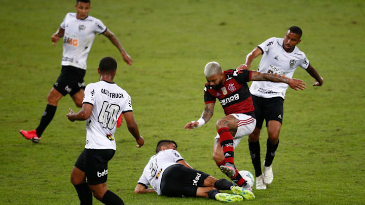 Clima nos bastidores é quente entre Flamengo e Atlético-MG. Clubes têm divergências quanto ao calendário do Brasileirão. Clima nos bastidores é quente entre Flamengo e Atlético-MG. Clubes têm divergências quanto ao calendário do Brasileirão.