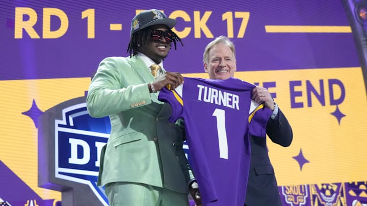Apr 25, 2024; Detroit, MI, USA; Alabama Crimson Tide linebacker Dallas Turner poses with NFL commissioner Roger Goodell after being selected by the Minnesota Vikings as the No. 17 pick in the first round of the 2024 NFL Draft at Campus Martius Park and Hart Plaza. Mandatory Credit: Kirby Lee-USA TODAY Sports