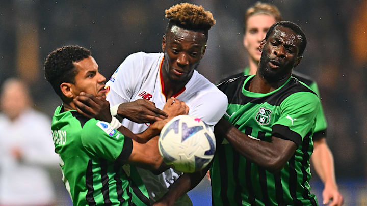 Abraham anotou um gol no último jogo entre Roma e Sassuolo Abraham anotou um gol no último jogo entre Roma e Sassuolo