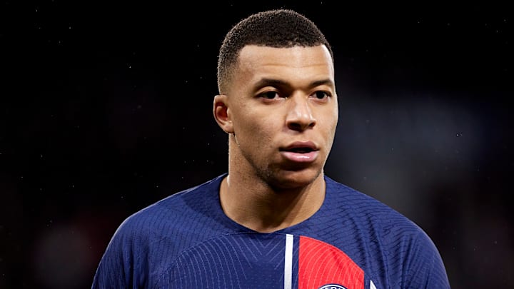Paris Saint-Germain v FC Metz - Ligue 1 Uber Eats
