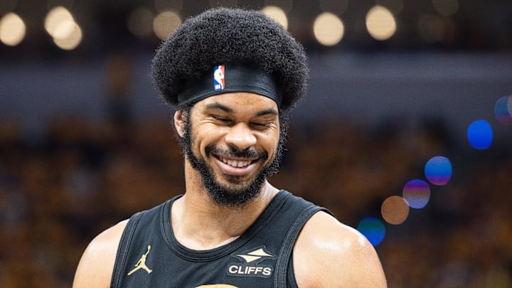 May 9, 2025; Indianapolis, Indiana, USA; Cleveland Cavaliers center Jarrett Allen (31) during game three of the second round for the 2025 NBA Playoffs against the Indiana Pacers at Gainbridge Fieldhouse. Mandatory Credit: Trevor Ruszkowski-Imagn Images May 9, 2025; Indianapolis, Indiana, USA; Cleveland Cavaliers center Jarrett Allen (31) during game three of the second round for the 2025 NBA Playoffs against the Indiana Pacers at Gainbridge Fieldhouse. Mandatory Credit: Trevor Ruszkowski-Imagn Images