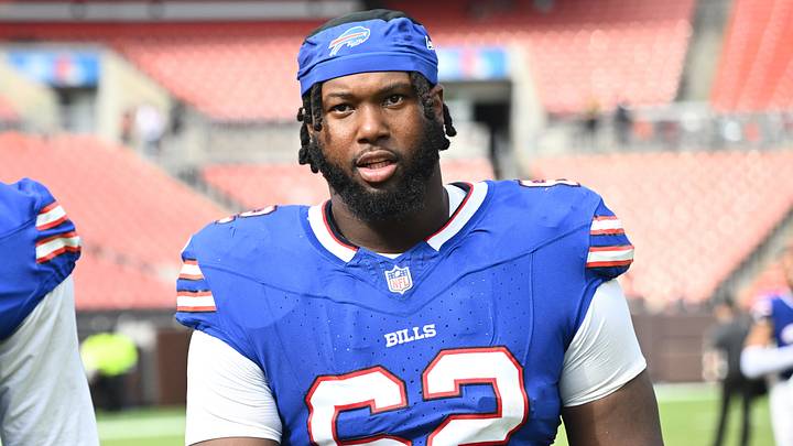 Buffalo Bills center Sedrick van Pran-Granger (62) during the second half at Huntington Bank Field. Mandatory Credit: Ken Blaze-Imagn Images Buffalo Bills center Sedrick van Pran-Granger (62) during the second half at Huntington Bank Field. Mandatory Credit: Ken Blaze-Imagn Images