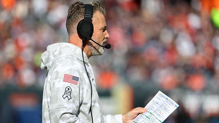 It's probably too soon for a Matt Eberflus firing but the play calling issues require drastic action of some kind.