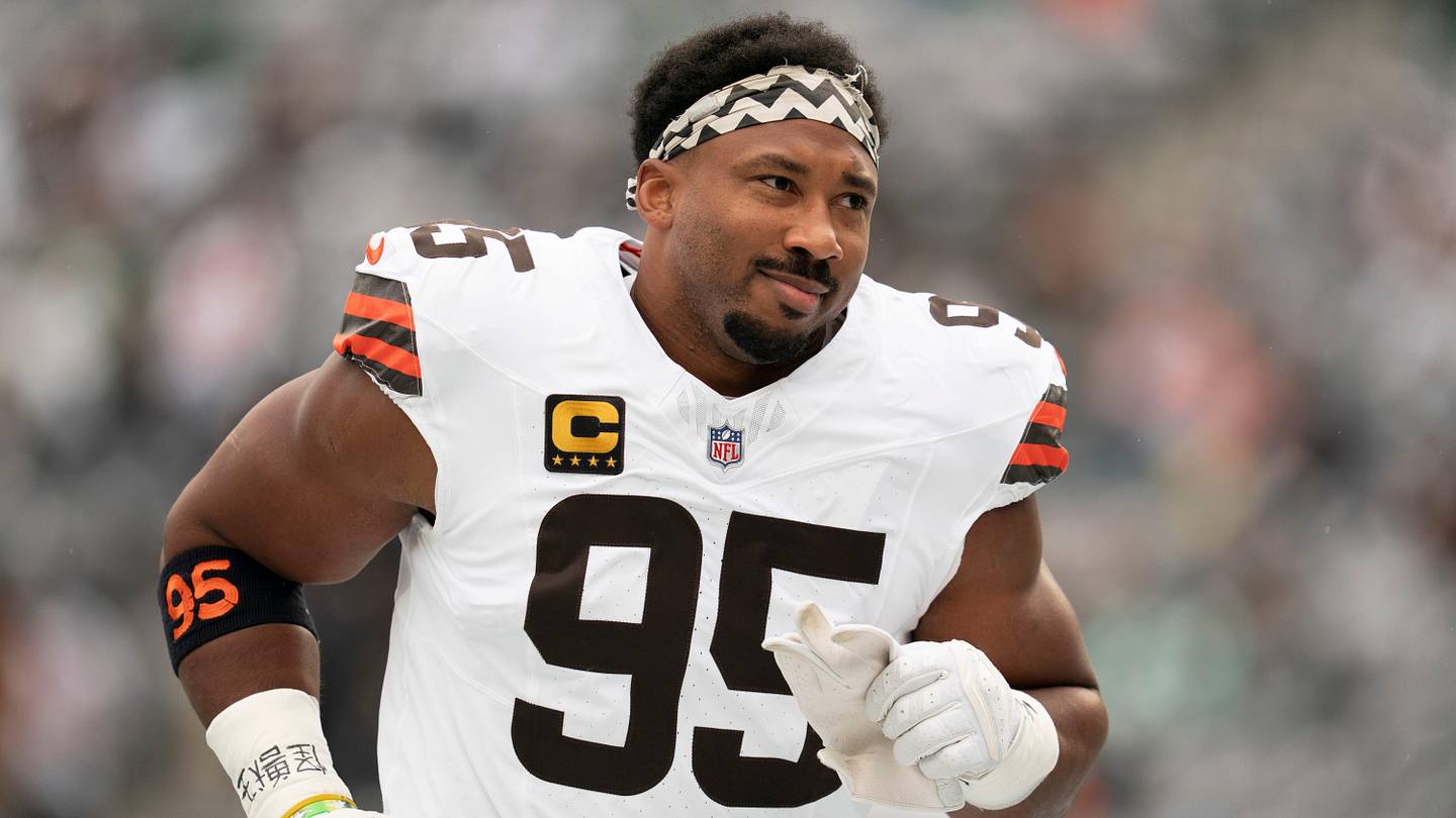 How the 49ers Can Learn From the Rams Trading For Myles Garrett