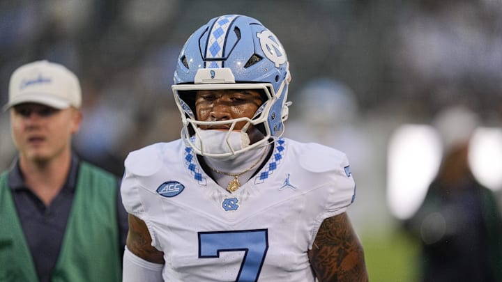 Sep 6, 2025; Charlotte, North Carolina, USA; North Carolina Tar Heels linebacker Khmori House (7)) during the first quarter against the Charlotte 49ers at Jerry Richardson Stadium. 