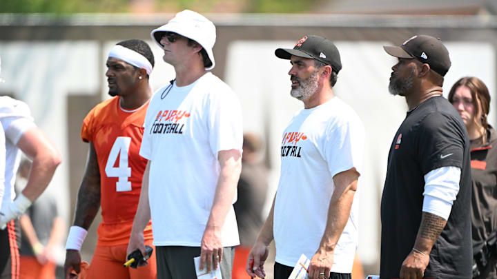 Aug 4, 2024; Cleveland Browns quarterback Deshaun Watson (4) and offensive coordinator Ken Dorsey and head coach Kevin Stefanski and running backs coach Duce Staley during practice at the Browns training facility in Berea, Ohio. Mandatory Credit: Bob Donnan-Imagn Images