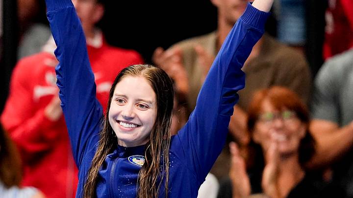 Aug 3, 2024; Nanterre, France; Kate Douglass (USA) in the women’s 200-meter individual medley medal ceremony during the Paris 2024 Olympic Summer Games at Paris La Défense Arena. Mandatory Credit: Rob Schumacher-USA TODAY Sports
