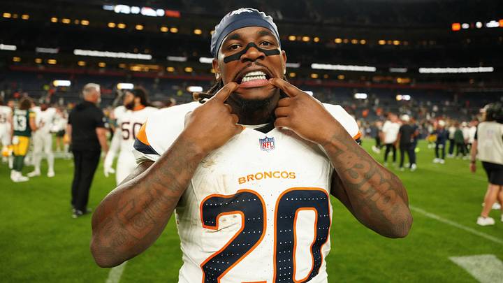 Denver Broncos fullback Jonah Coleman (20) following the preseason game against the Green Bay Packers at Empower Field at Mile High. Denver Broncos fullback Jonah Coleman (20) following the preseason game against the Green Bay Packers at Empower Field at Mile High.