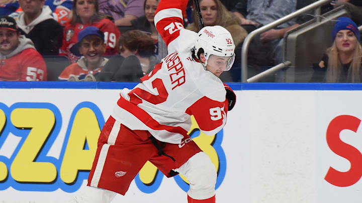 Detroit Red Wings v Edmonton Oilers