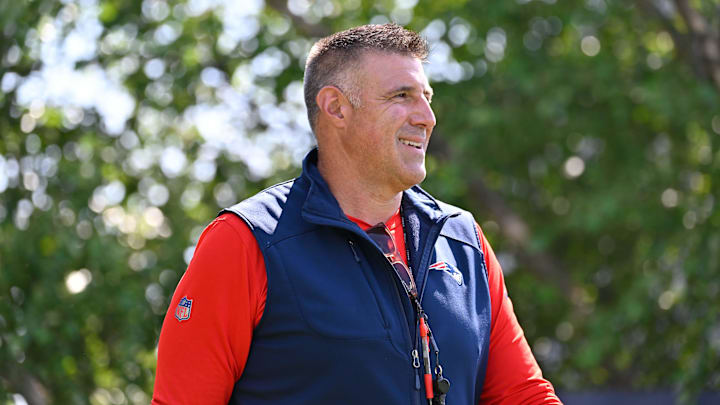 New England Patriots, Mike Vrabel