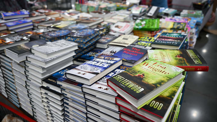 US-ECONOMY-RETAIL-BOOKS
