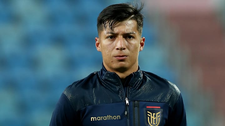 Volante equatoriano defende as cores do Talleres por empréstimo Volante equatoriano defende as cores do Talleres por empréstimo