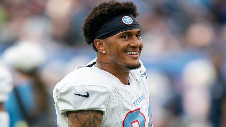 Tennessee Titans cornerback Alontae Taylor (24) talks with teammates during the Blue and White Stadium Scrimmage at Nissan Stadium in Nashville, Tenn., Friday, Aug. 7, 2026. Tennessee Titans cornerback Alontae Taylor (24) talks with teammates during the Blue and White Stadium Scrimmage at Nissan Stadium in Nashville, Tenn., Friday, Aug. 7, 2026.
