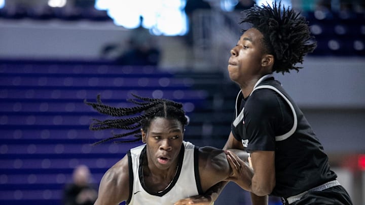 Five-star senior guard Jordan Smith Jr., the nation's No. 2 prospect, will unofficially visit Syracuse basketball on Sunday. Five-star senior guard Jordan Smith Jr., the nation's No. 2 prospect, will unofficially visit Syracuse basketball on Sunday.