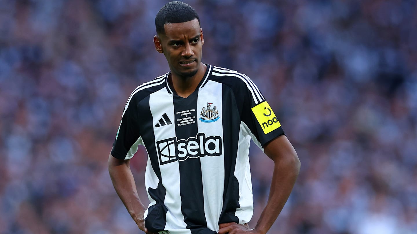 Alexander Isak Addresses Exit Speculation – What He Said Will Shock Fans!