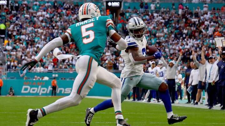 Dallas Cowboys v Miami Dolphins