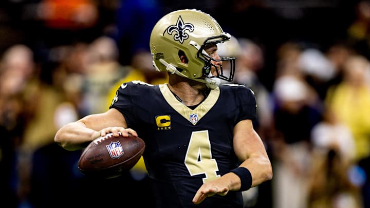Nov 17, 2024; New Orleans, Louisiana, USA;  New Orleans Saints quarterback Derek Carr (4) during warmups before the game against the Cleveland Browns at Caesars Superdome. Mandatory Credit: Stephen Lew-Imagn Images