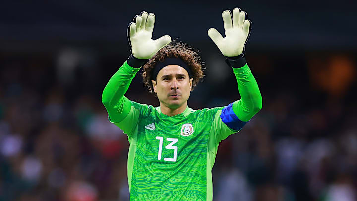 Guillermo Ochoa acudirá a su quinto mundial con México en Qatar 2022