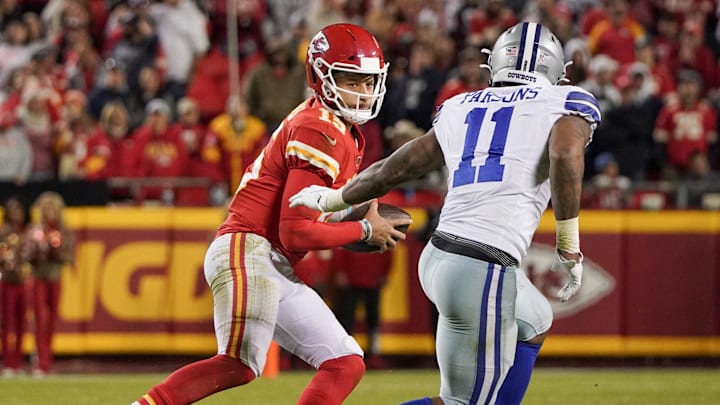 Kansas City Chiefs quarterback Patrick Mahomes looks to pass as Dallas Cowboys outside linebacker Micah Parsons Kansas City Chiefs quarterback Patrick Mahomes looks to pass as Dallas Cowboys outside linebacker Micah Parsons