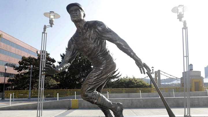 Sep 15, 2024; Pittsburgh, Pennsylvania, USA;   The statue of former Pittsburgh Pirates right fielder Roberto Clemente (21) outside of PNC Park. Major League Baseball celebrates Roberto Clemente Day on this day each year in memory of Clemente who died when the plane he was in carrying supplies to aid humanitarian efforts to those who suffered in a Nicaraguan earthquake crashed on New Years Eve 1973. Mandatory Credit: Charles LeClaire-Imagn Images