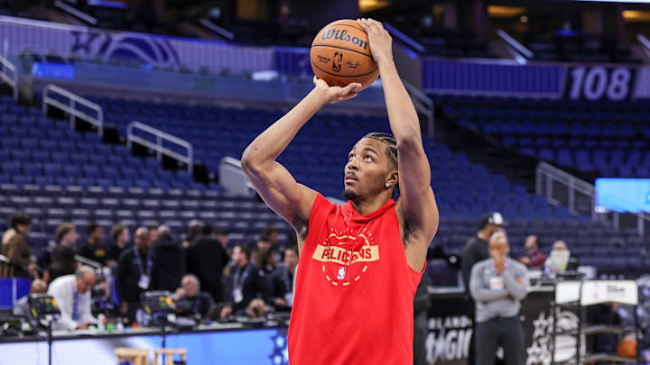 Jan 11, 2026; Orlando, Florida, USA; New Orleans Pelicans forward Trey Murphy III (25) warms up before the game against the Orlando Magic at Kia Center. Mandatory Credit: Mike Watters-Imagn Images