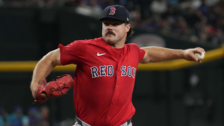 Sep 5, 2025; Phoenix, Arizona, USA; Boston Red Sox pitcher Payton Tolle (70) throws against the Arizona Diamondbacks in the first inning at Chase Field. Mandatory Credit: Rick Scuteri-Imagn Images Sep 5, 2025; Phoenix, Arizona, USA; Boston Red Sox pitcher Payton Tolle (70) throws against the Arizona Diamondbacks in the first inning at Chase Field. Mandatory Credit: Rick Scuteri-Imagn Images