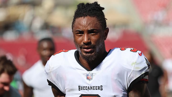 Sep 29, 2024; Tampa, Florida, USA; Tampa Bay Buccaneers safety Jordan Whitehead (3) against the Philadelphia Eagles during the second half at Raymond James Stadium. Mandatory Credit: Kim Klement Neitzel-Imagn Images
