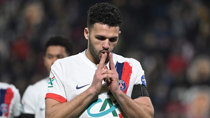 FBL-FRA-CUP-STADE BRIOCHIN-PSG