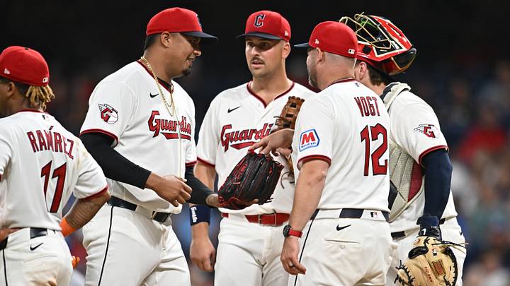 Sep 2, 2026: Cleveland Guardians manager Stephen Vogt (12) hands the ball to pitcher Carlos Hernandez (40) during the sixth inning against the Toronto Blue Jays at Progressive Field. Credit: Ken Blaze-Imagn Images