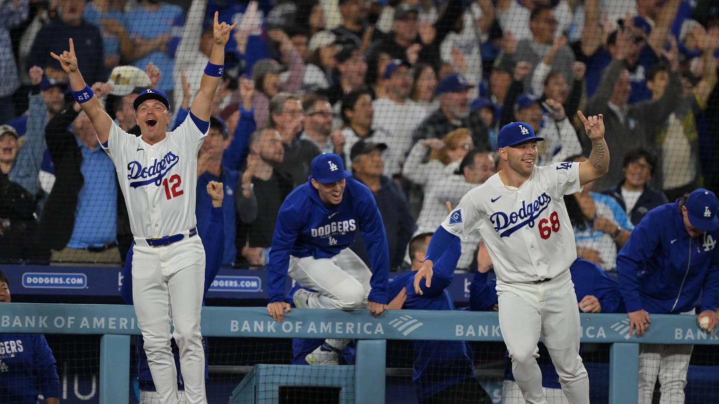 Dodgers' Dave Roberts Had Conversation With Struggling Hitter Leading to Breakthrough