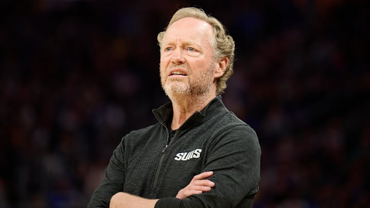 Dec 28, 2024; San Francisco, California, USA; Phoenix Suns head coach Mike Budenholzer watches the play against the Golden State Warriors during the third quarter at Chase Center. Mandatory Credit: Robert Edwards-Imagn Images Dec 28, 2024; San Francisco, California, USA; Phoenix Suns head coach Mike Budenholzer watches the play against the Golden State Warriors during the third quarter at Chase Center. Mandatory Credit: Robert Edwards-Imagn Images