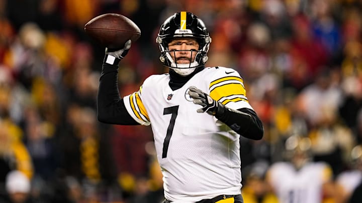 Jan 16, 2022; Kansas City, Missouri, USA; Pittsburgh Steelers quarterback Ben Roethlisberger (7) throws a pass against the Kansas City Chiefs during the second half in an AFC Wild Card playoff football game at GEHA Field at Arrowhead Stadium. Mandatory Credit: Jay Biggerstaff-Imagn Images