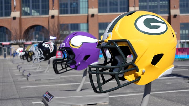 Feb 28, 2025; Indianapolis, IN, USA; Green Bay Packers and Minnesota Vikings helmets at the 2025 NFL Scouting Combine Experience at Lucas Oil Stadium. Mandatory Credit: Kirby Lee-Imagn Images