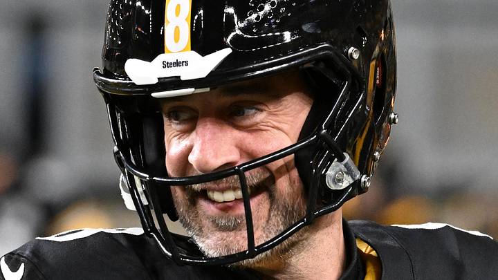 Pittsburgh Steelers quarterback Aaron Rodgers Pittsburgh Steelers quarterback Aaron Rodgers