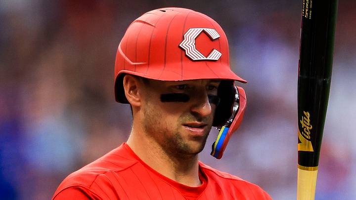 Cincinnati Reds outfielder Spencer Steer (7) prepares Cincinnati Reds outfielder Spencer Steer (7) prepares