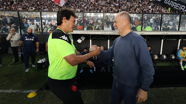 Fernando Diniz e Mano Menezes estarão frente a frente mais uma vez