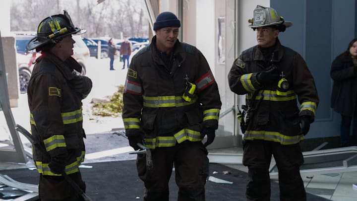 CHICAGO FIRE -- "A Beast Like This" Episode 13017 -- Pictured: (l-r) David Eigenberg as Christopher Herrmann, Taylor Kinney as Kelly Severide, Dermot Mulroney as Chief Dom Pascal -- (Photo by: Peter Gordon/NBC)