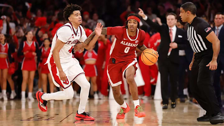 Alabama guard Labaron Philon (0) in action against Saint John's at Madison Square Garden in New York, NY on Saturday, Nov 8, 2025. Alabama guard Labaron Philon (0) in action against Saint John's at Madison Square Garden in New York, NY on Saturday, Nov 8, 2025.