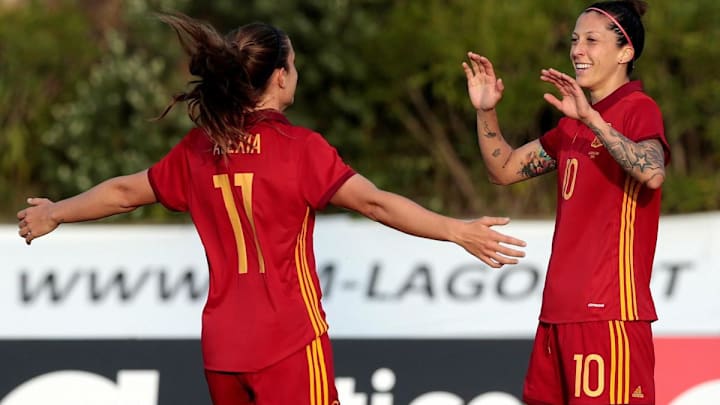 Alexia Putellas y Jenni Hermoso compañeras en la selección
