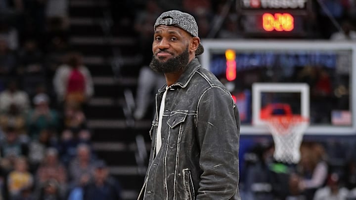 LeBron James no podrá jugar por varias semanas debido a la lesión que sufrió