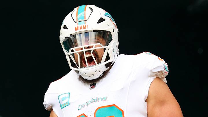 Miami Dolphins defensive tackle Zach Sieler (92) is introduced before a game against the Kansas City Chiefs at Hard Rock Stadium. Miami Dolphins defensive tackle Zach Sieler (92) is introduced before a game against the Kansas City Chiefs at Hard Rock Stadium.