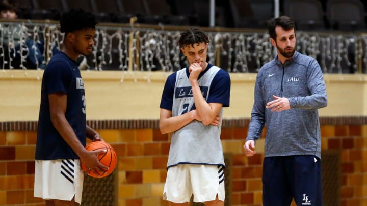 NC State basketball recruiting target Darius Adams NC State basketball recruiting target Darius Adams