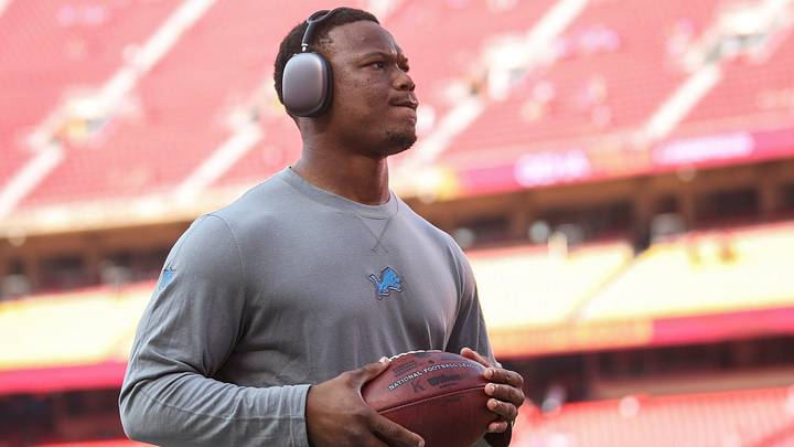 Detroit Lions running back David Montgomery (5) warms up ahead of the season opener against the Kansas City Chiefs at Arrowhead Stadium in Kansas City Detroit Lions running back David Montgomery (5) warms up ahead of the season opener against the Kansas City Chiefs at Arrowhead Stadium in Kansas City
