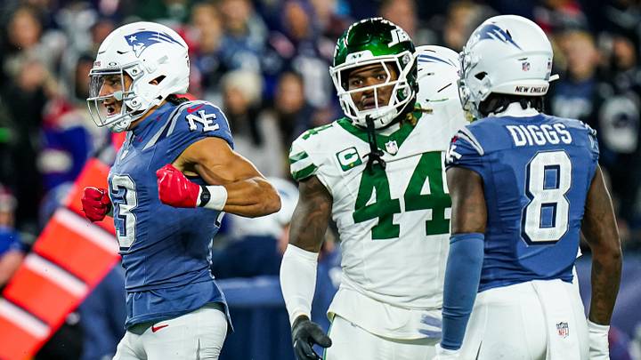 Nov 13, 2025; Foxborough, Massachusetts, USA; New England Patriots wide receiver Mack Hollins (13) reacts after a play against the New York Jets in the second quarter at Gillette Stadium. Mandatory Credit: David Butler II-Imagn Images Nov 13, 2025; Foxborough, Massachusetts, USA; New England Patriots wide receiver Mack Hollins (13) reacts after a play against the New York Jets in the second quarter at Gillette Stadium. Mandatory Credit: David Butler II-Imagn Images