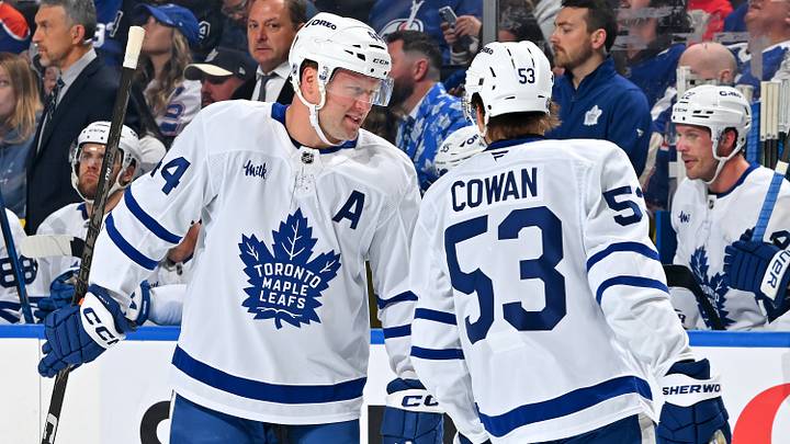 Toronto Maple Leafs v Edmonton Oilers Toronto Maple Leafs v Edmonton Oilers