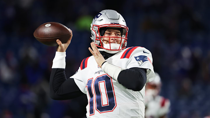 Mac Jones solamente lanzó un pase en la primera mitad