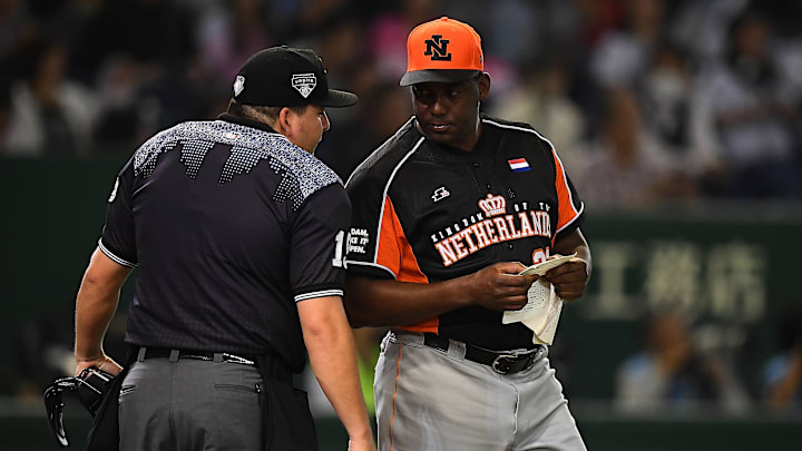 Meulens ha sido manager de la selección de Holanda de béisbol 